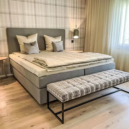 Val Signina 6-21 By Interhome Laax